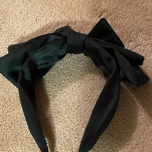 Elegant Black Bow Headband